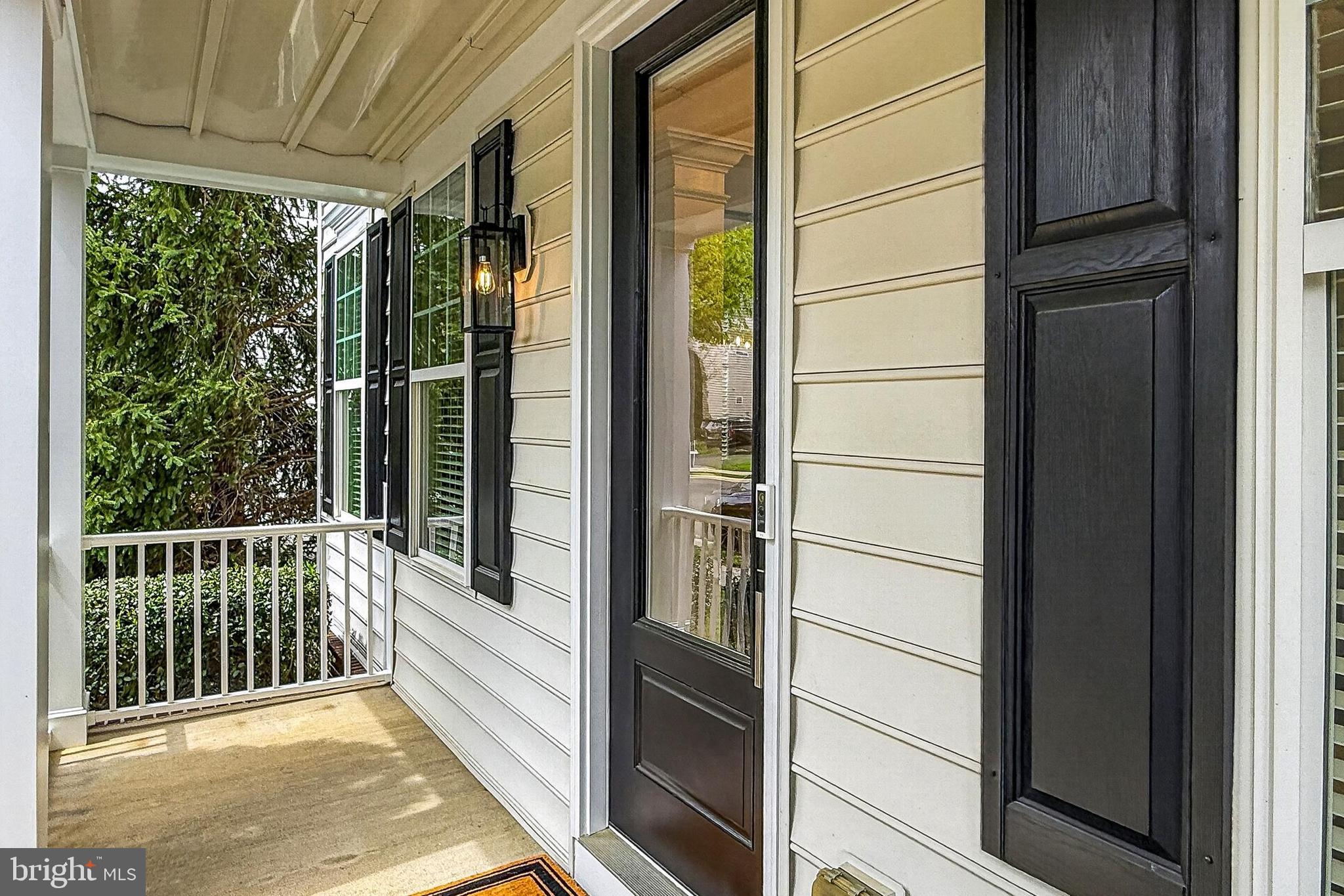 41004 Indigo Place Leesburg, VA 20175 - Photo 5 of 64 Beautiful Way to Greet Guests or Enjoy Quiet Time