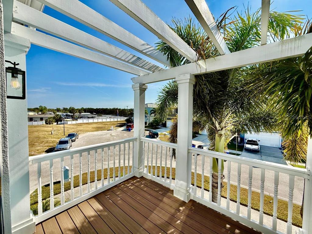6545 Simone Shores Circle Apollo Beach, FL 33572 - Photo 39 of 46 a view of balcony with furniture