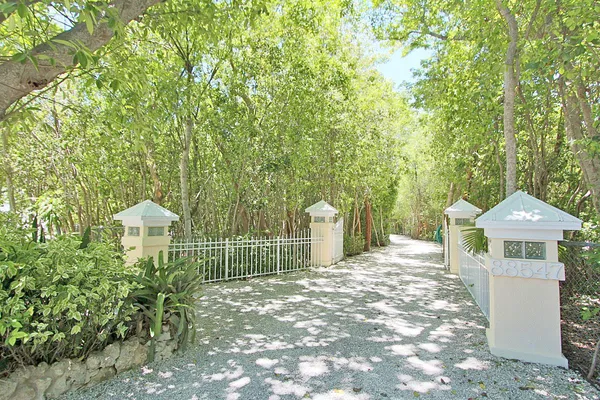 $6,500,000 | 88547 Old Highway, Tavernier, FL 33070