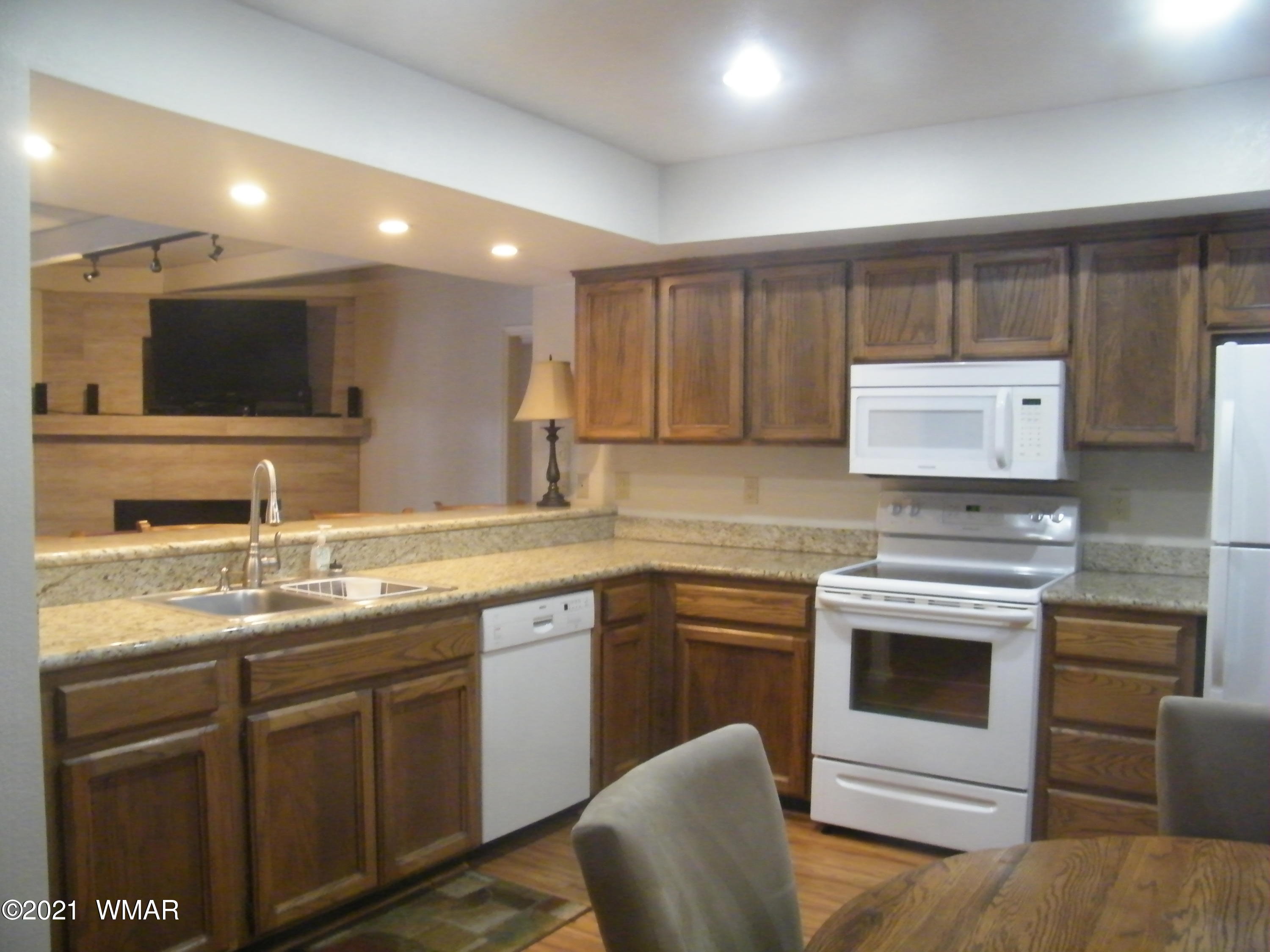 2594 Mustang Circle Pinetop, AZ 85935 - Photo 2 of 27