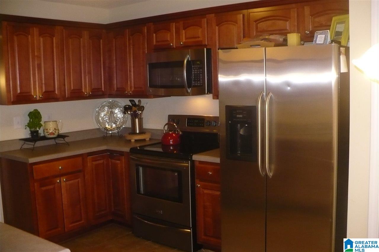 979 Hickory Street Moody, AL 35004 - Photo 7 of 20