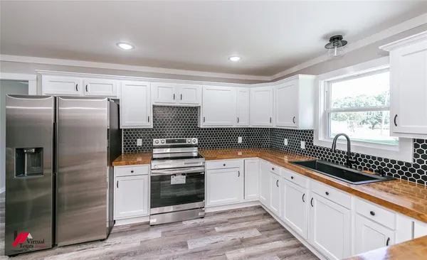 $229,900 | 7110 Winburn Drive, Greenwood, LA 71033