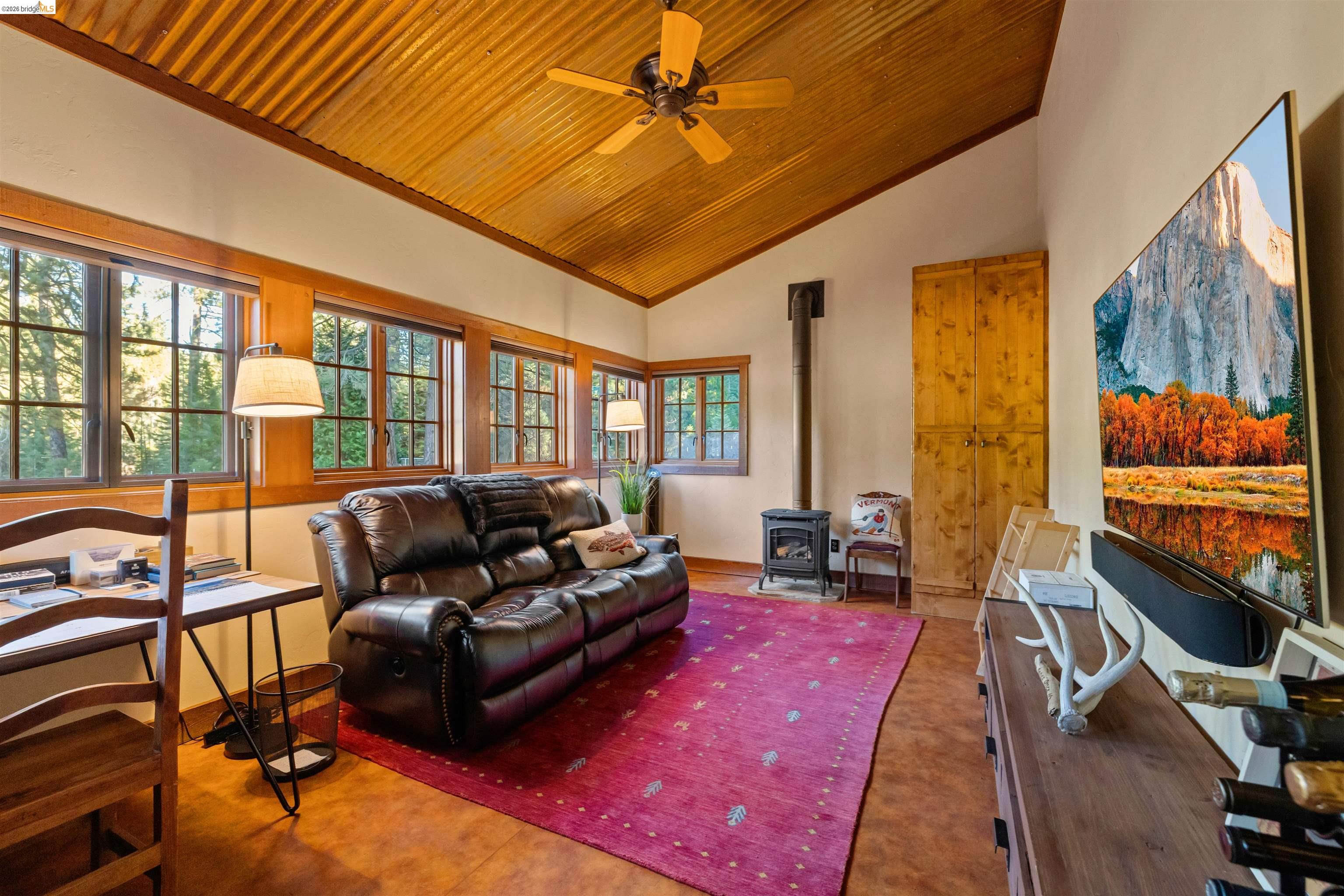 31631 Old Strawberry Road Strawberry, CA 95364 - Photo 47 of 48