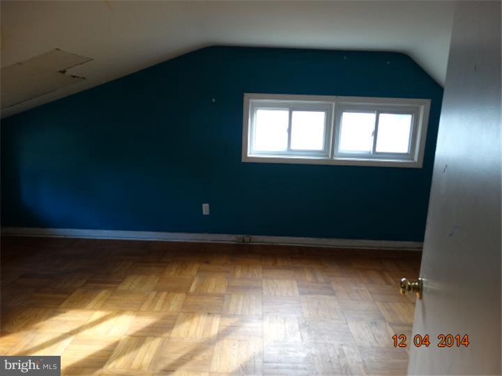 12 Devonwood Road Wayne, PA 19087 - Photo 13 of 16 a view of room with window