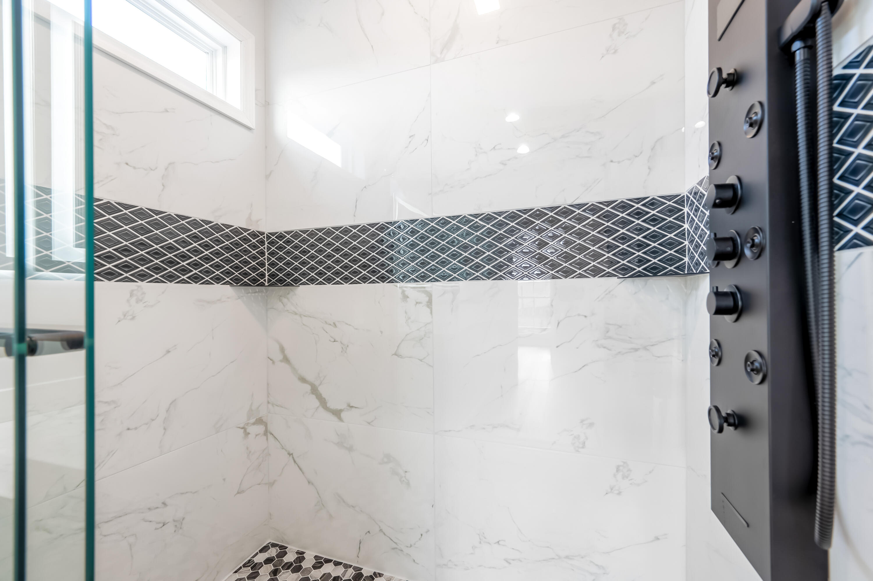 1047 Barberry Road Southeast Floyd, VA 24091 - Photo 25 of 50 a bathroom with a shower