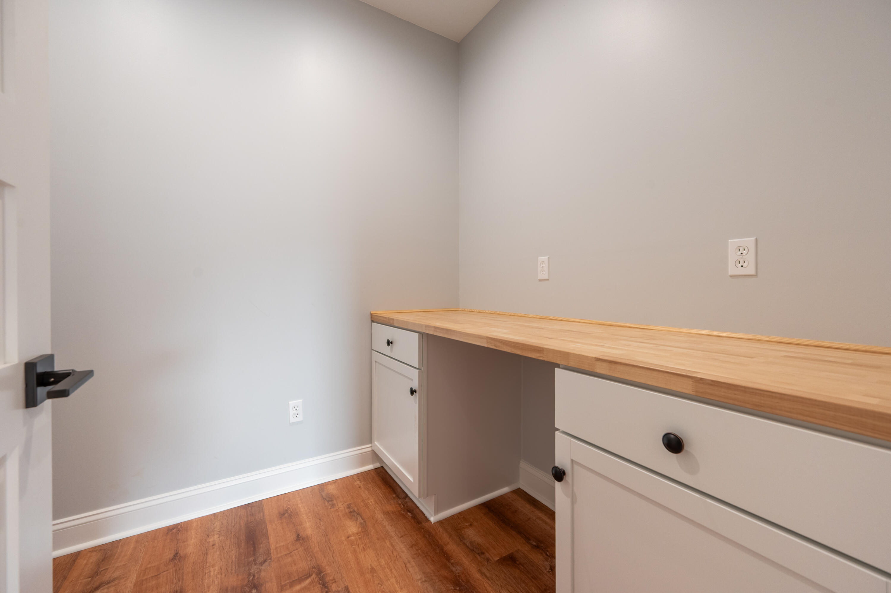 1047 Barberry Road Southeast Floyd, VA 24091 - Photo 27 of 50 a room with storage