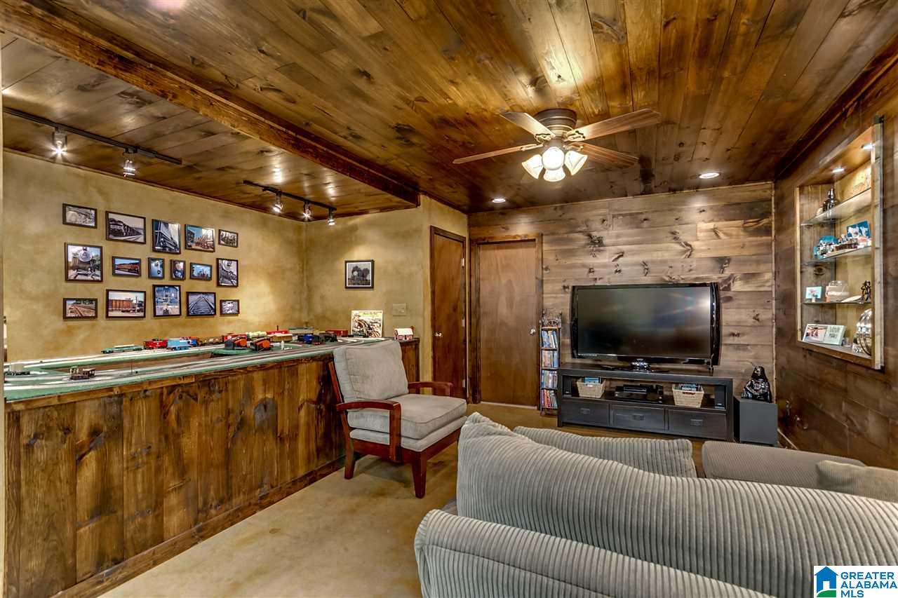 3592 Ratliff Road Birmingham, AL 35210 - Photo 23 of 43