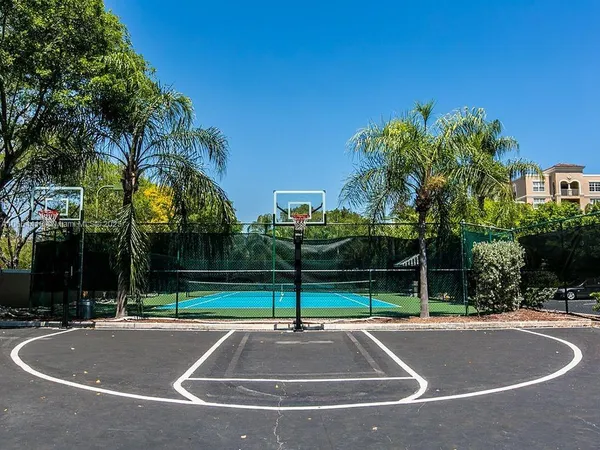 $4,500 | 19701 East Country Club Drive, Unit 5606, Aventura, FL 33180