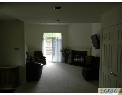 1 Winthrop Road Monroe Township, NJ 08831 - Photo 2 of 5 Gallery Image 2