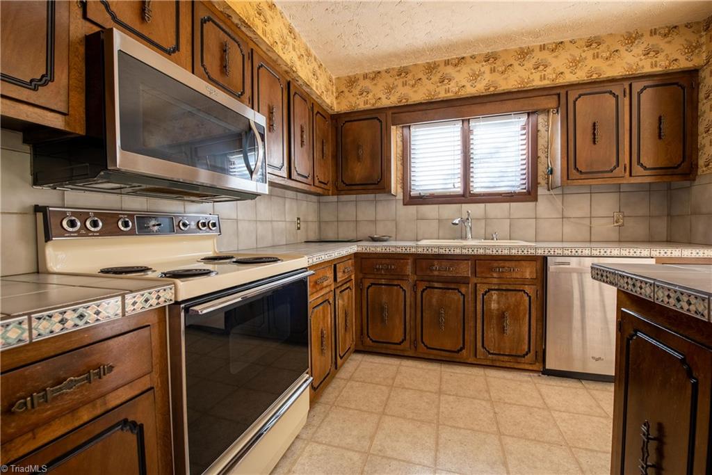 4291 Welcome-Arcadia Road Lexington, NC 27295 - Photo 4 of 29 Gallery Image 4