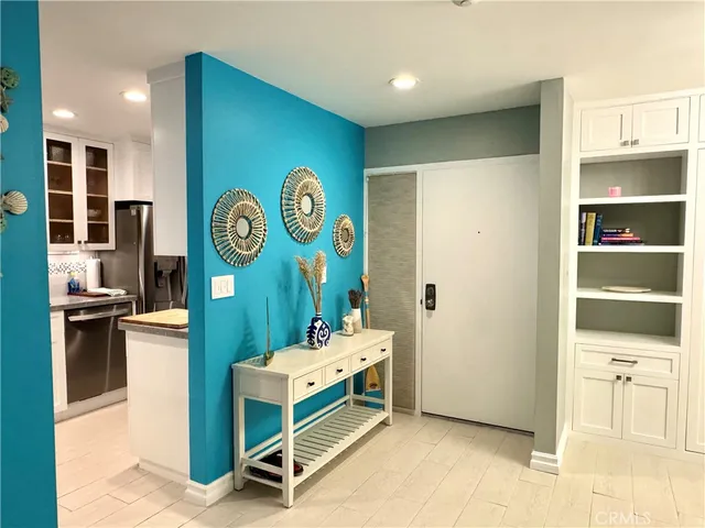 $4,400 | 240 The Redondo Beach, Unit 108, Redondo Beach, CA 90277