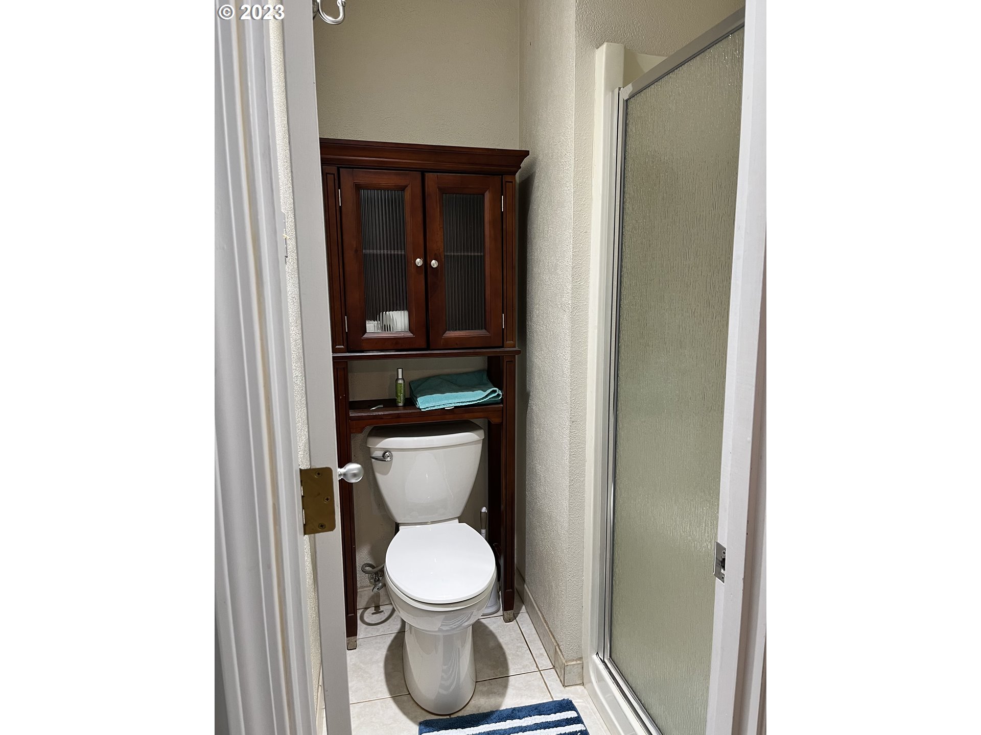 117 Swain Court Reedsport, OR 97467 - Photo 18 of 24 Bathroom, Attached