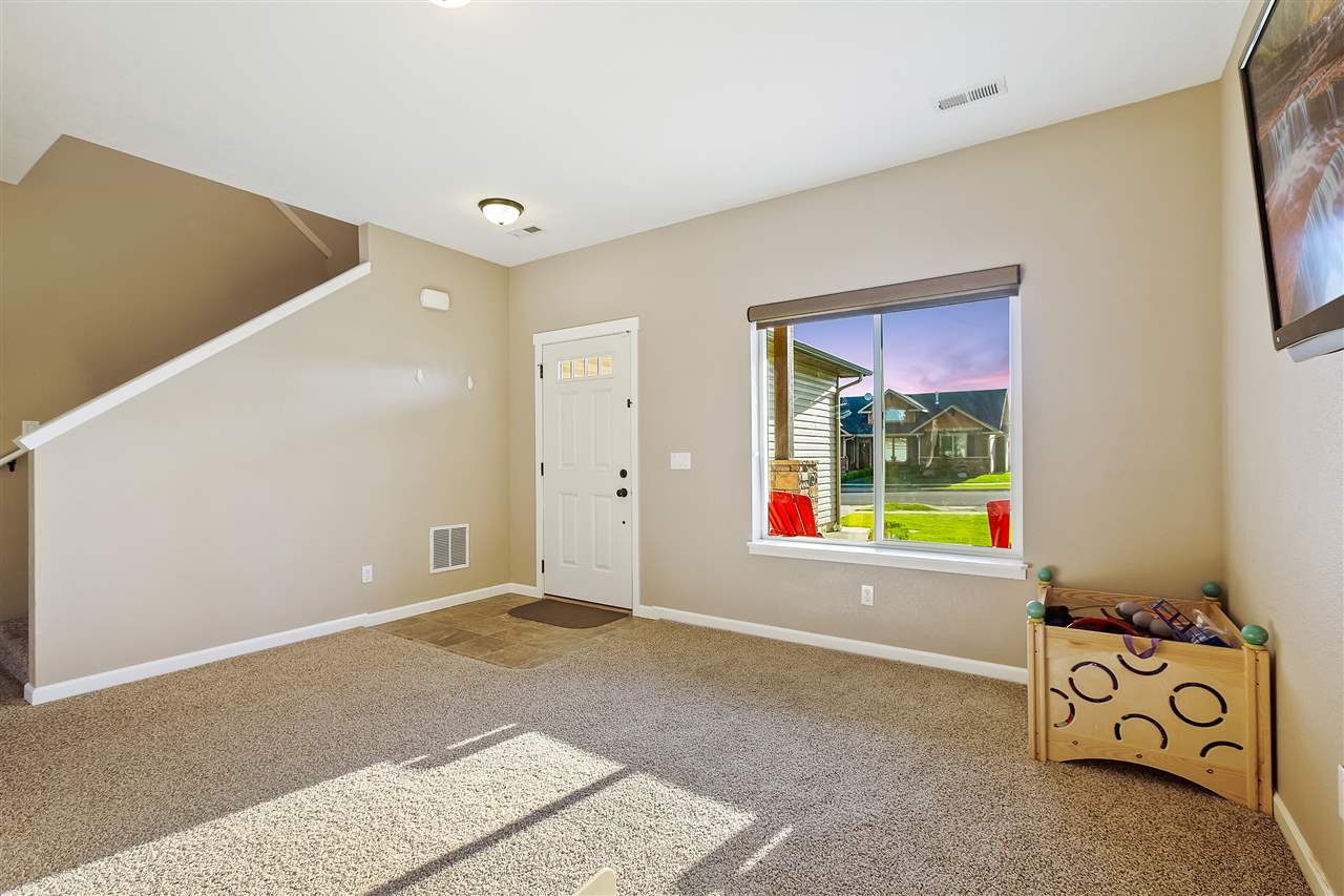 4415 South Mack Road Spokane, WA 99224 - Photo 3 of 15