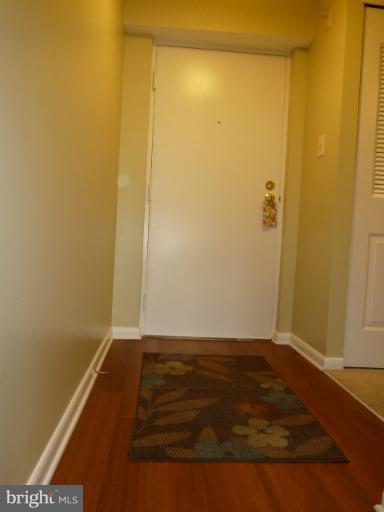 2216 Springwood Drive, Unit 101 Reston, VA 20191 - Photo 8 of 28 Interior (General)
