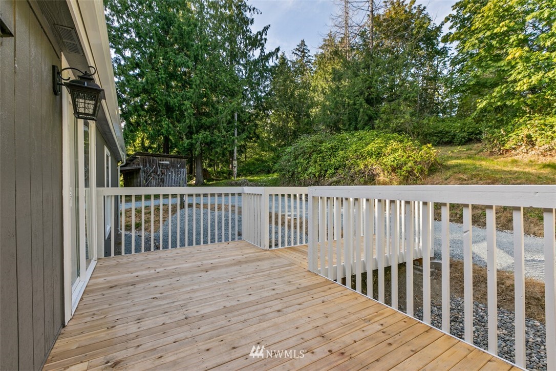 26024 Helmick Road Sedro-Woolley, WA 98284 - Photo 8 of 22 Gallery Image 8