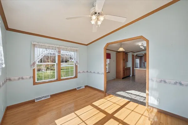 $327,500 | 5856 Ethan Allen Highway, New Haven, VT 05472