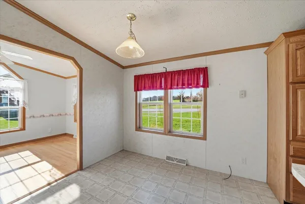 $327,500 | 5856 Ethan Allen Highway, New Haven, VT 05472