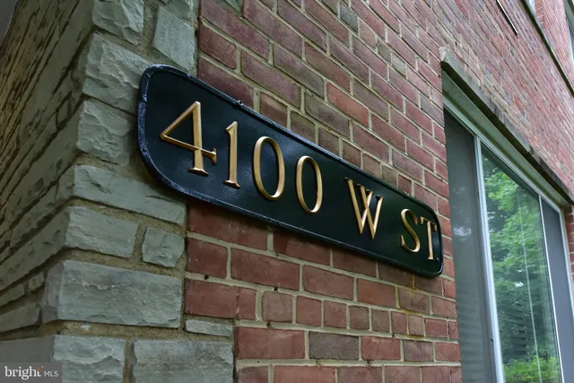 a view of a room with washer and dryer