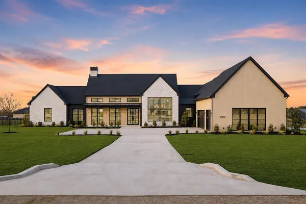 $1,725,000 | 1700 Carter Lane, Gunter, TX 75058