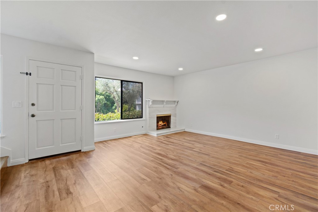 28191 Ridgecove Court South Rancho Palos Verdes, CA 90275 - Photo 2 of 27 Living Room