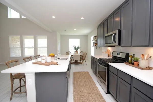 $449,900 | 60 Indian Wells Drive, Manvel, TX 77578