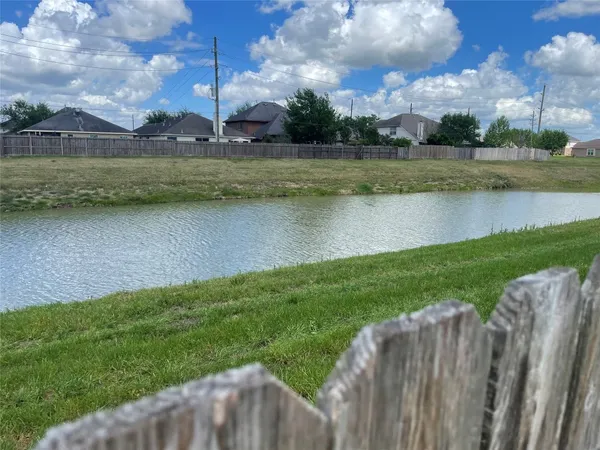 $449,900 | 60 Indian Wells Drive, Manvel, TX 77578