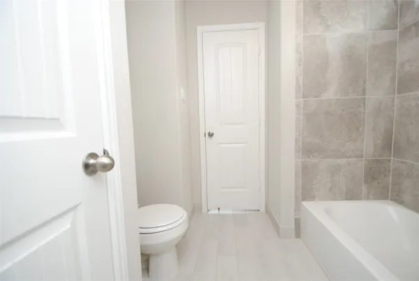 $449,900 | 60 Indian Wells Drive, Manvel, TX 77578