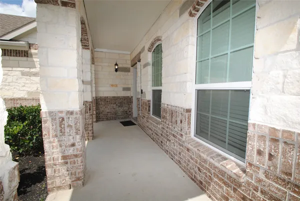 $449,900 | 60 Indian Wells Drive, Manvel, TX 77578