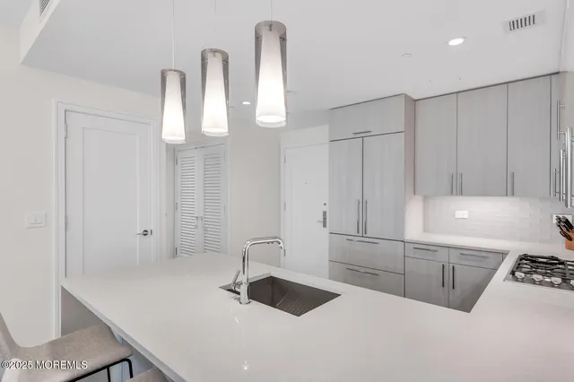 $5,000 | 30 Melrose Terrace, Unit 204, Long Branch, NJ 07740