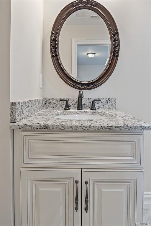35335 Spring Hill Road Farmington Hills, MI 48331 - Photo 30 of 48