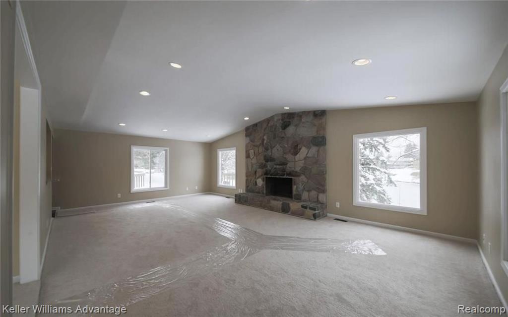 36932 Fox Run Farmington Hills, MI 48331 - Photo 13 of 37
