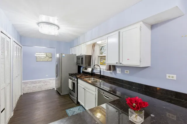 $405,000 | 2860 Bridgeport Lane, Aurora, IL 60504