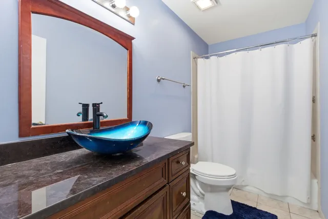 $405,000 | 2860 Bridgeport Lane, Aurora, IL 60504