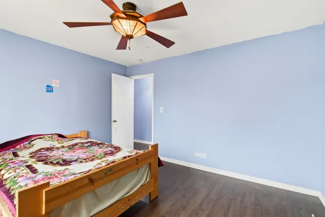 $405,000 | 2860 Bridgeport Lane, Aurora, IL 60504