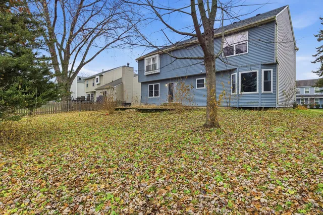 $405,000 | 2860 Bridgeport Lane, Aurora, IL 60504