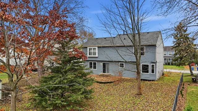 $405,000 | 2860 Bridgeport Lane, Aurora, IL 60504