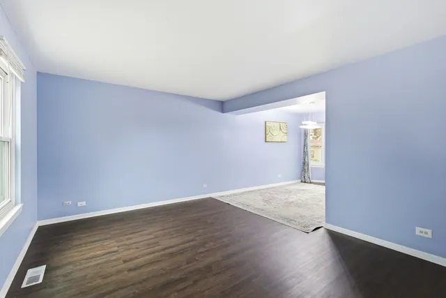 $405,000 | 2860 Bridgeport Lane, Aurora, IL 60504