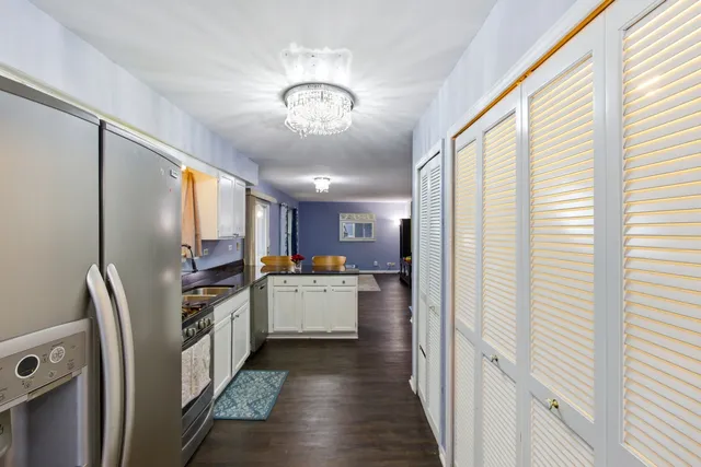 $405,000 | 2860 Bridgeport Lane, Aurora, IL 60504