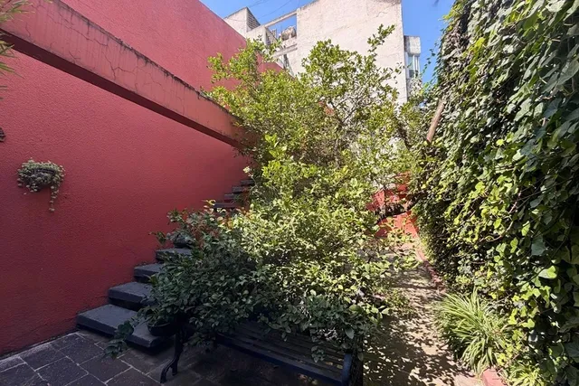 $1,081,356 | 36 Perugino