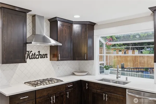 $1,345,000 | 13124 44th Avenue West, Mukilteo, WA 98275