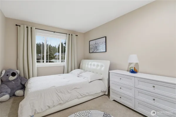 $1,345,000 | 13124 44th Avenue West, Mukilteo, WA 98275