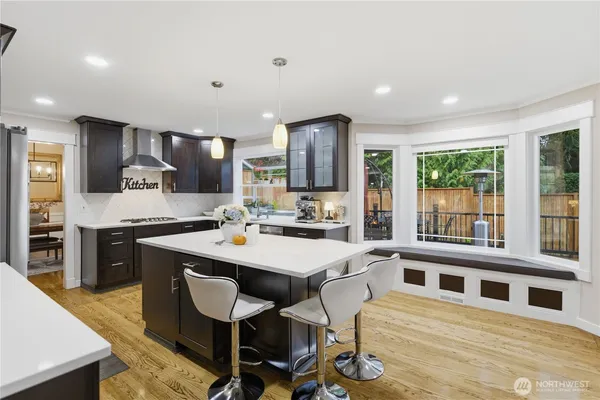 $1,345,000 | 13124 44th Avenue West, Mukilteo, WA 98275