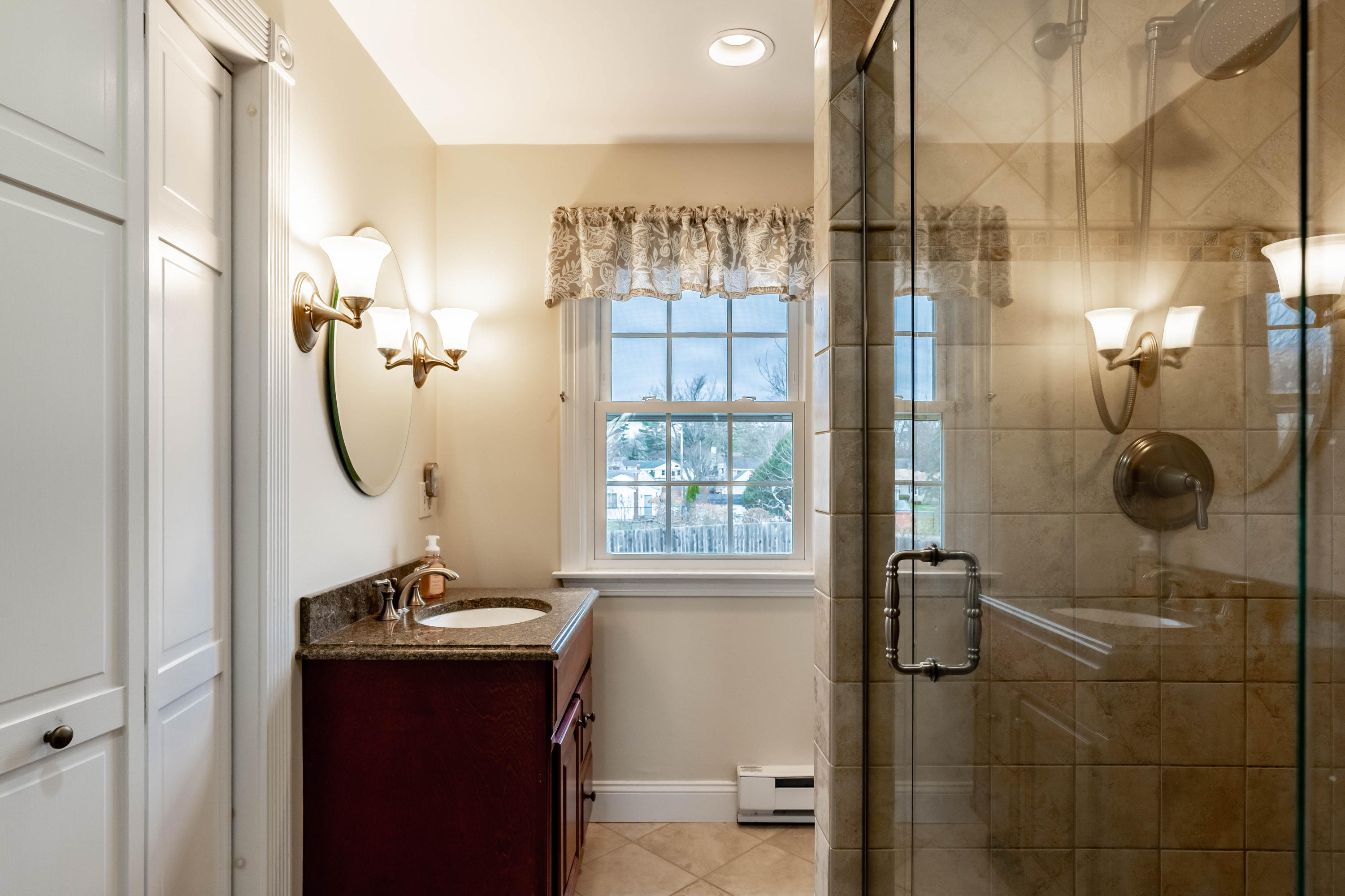 82 Christy Road Portland, ME 04103 - Photo 20 of 29 82 Christy_second floor bath 2