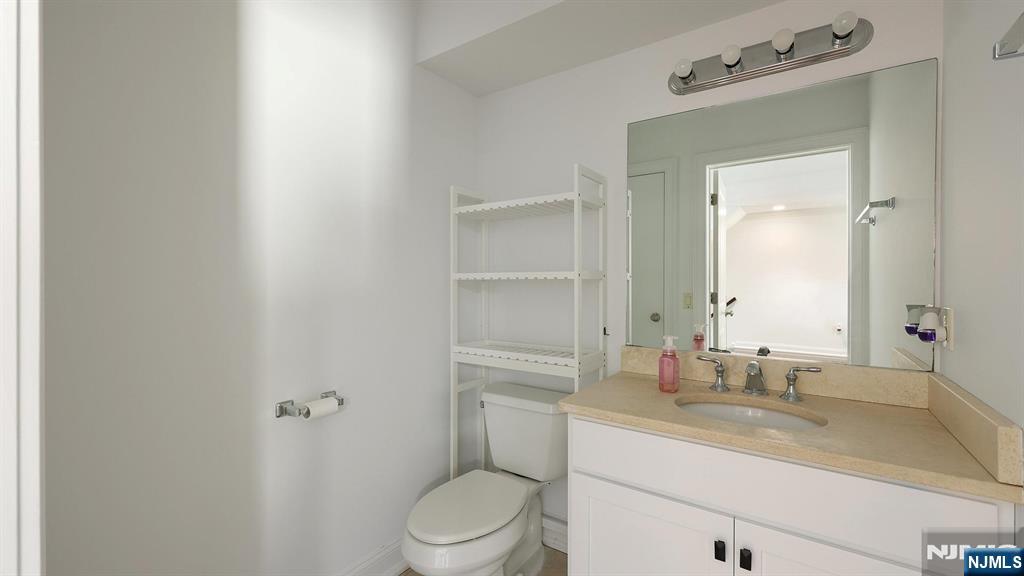 1625 Paterson Plank Road, Unit 10 Secaucus, NJ 07094 - Photo 13 of 20