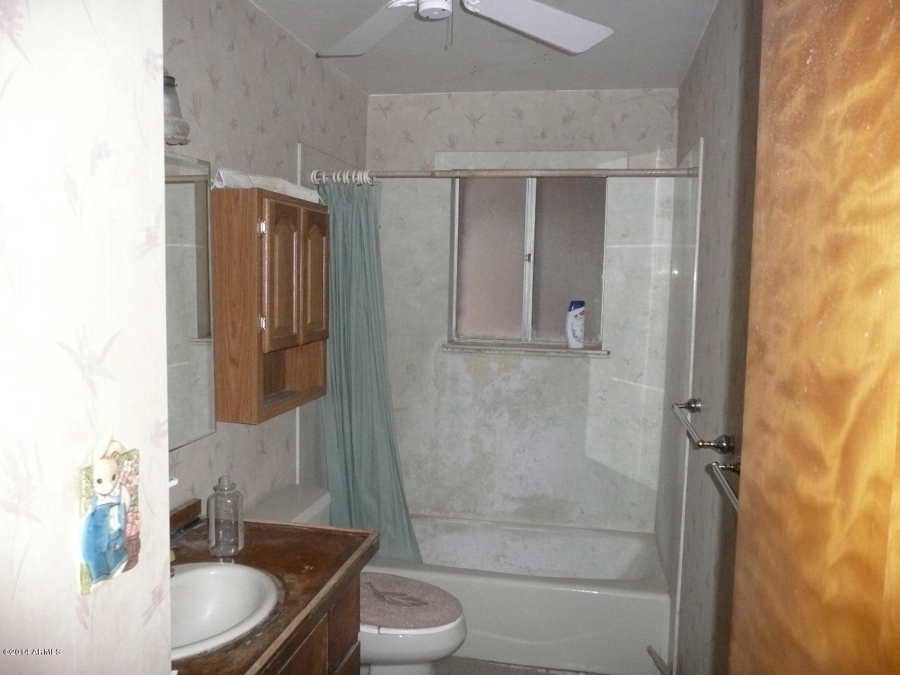 2535 West Dobbins Road Phoenix, AZ 85041 - Photo 9 of 10 One bath