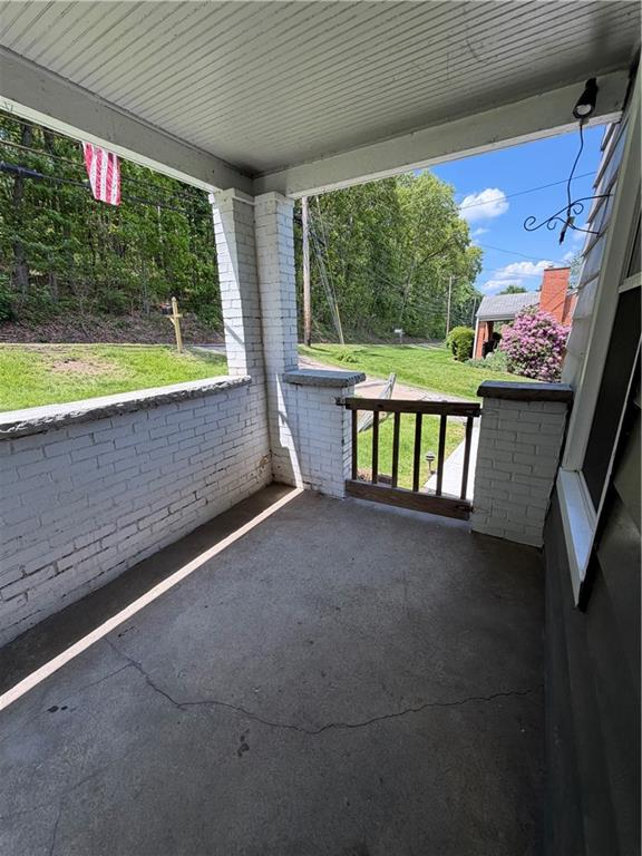 1140 Chapel Road Monaca, PA 15061 - Photo 3 of 27