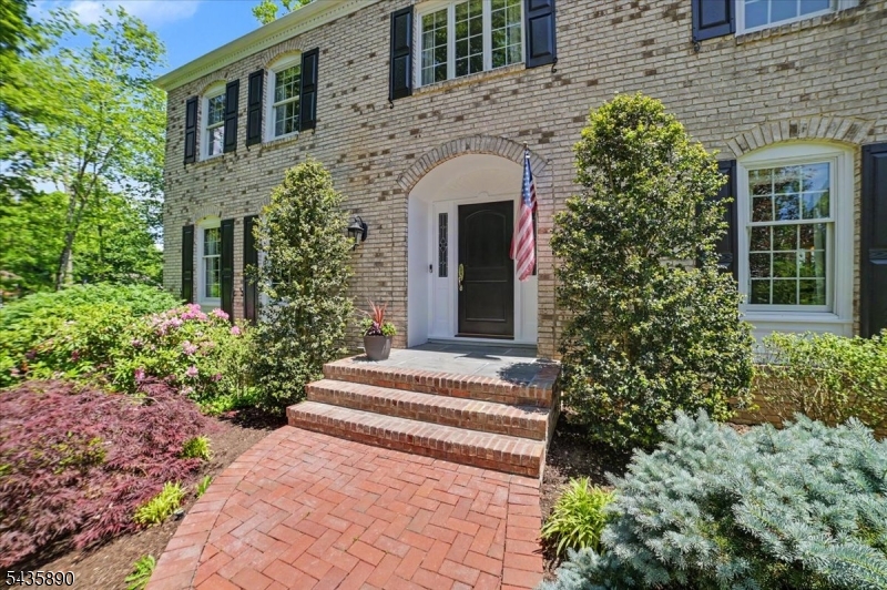 52 Hampton Road Chatham, NJ 07928 - Photo 3 of 34