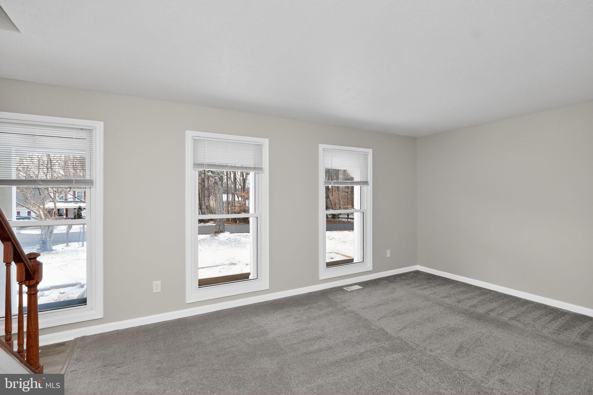 11979 Falling Creek Drive Manassas, VA 20112 - Photo 12 of 30 an empty room with windows