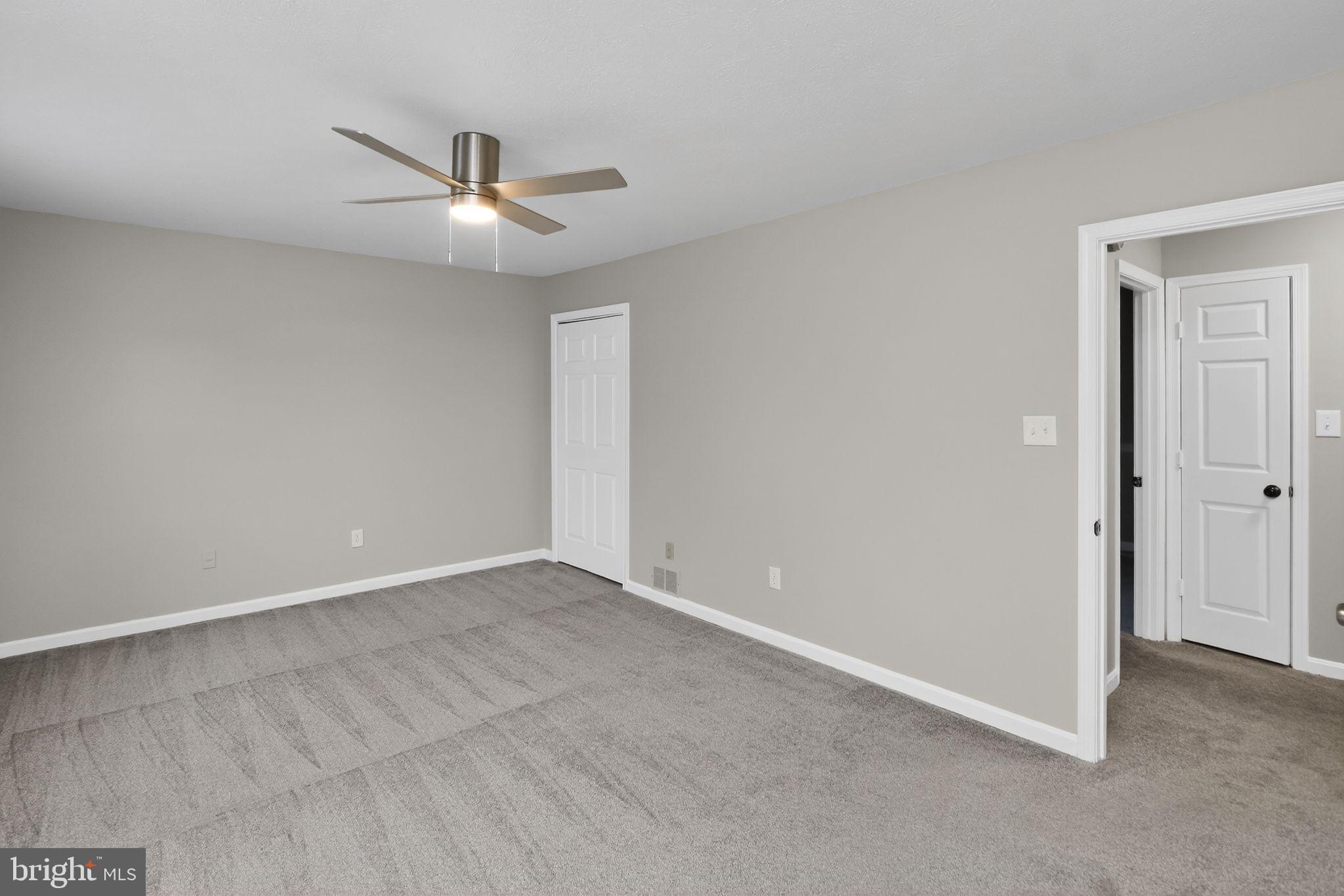 11979 Falling Creek Drive Manassas, VA 20112 - Photo 17 of 30 a view of an empty room