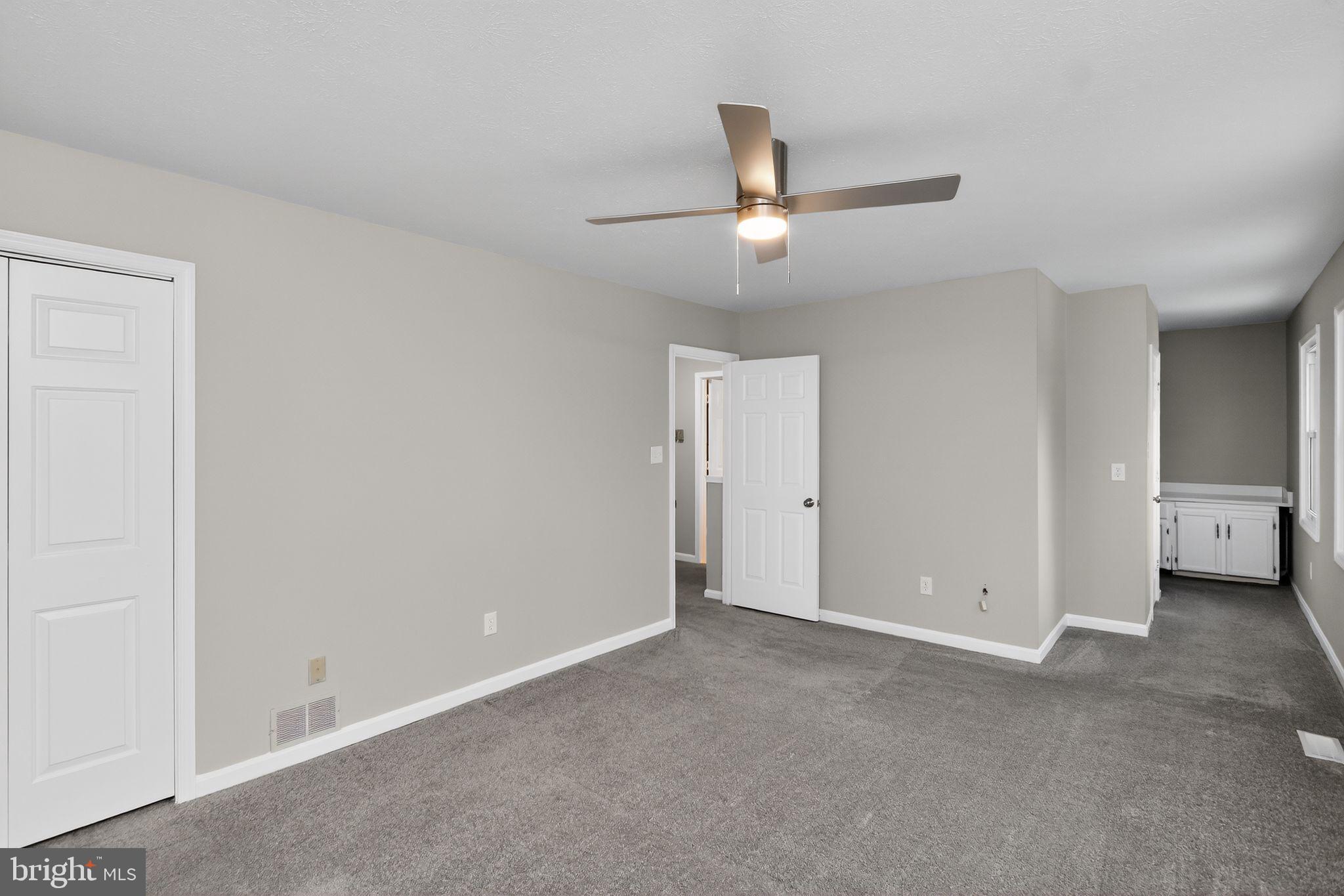 11979 Falling Creek Drive Manassas, VA 20112 - Photo 22 of 30 wooden floor in an empty room